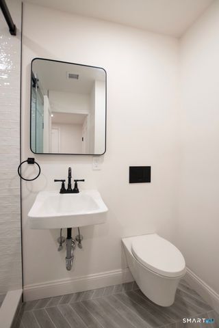 18 Maple Street, Trumbull, CT 06611