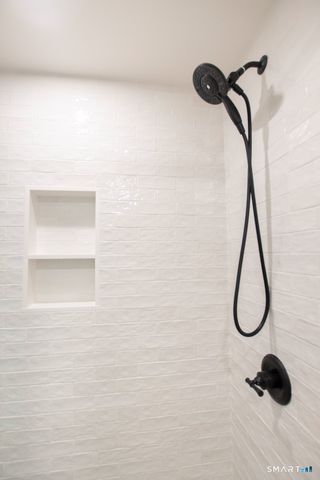 18 Maple Street, Trumbull, CT 06611