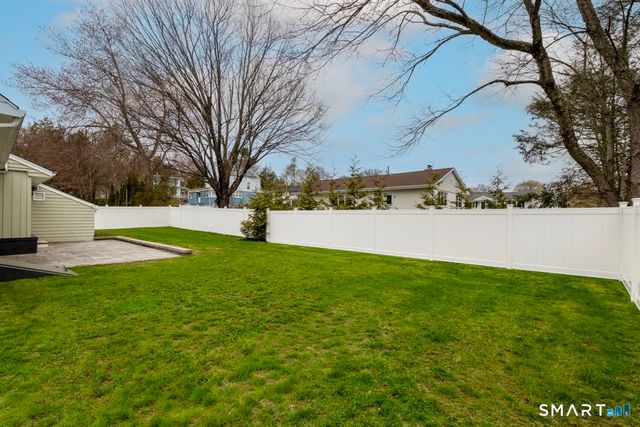 18 Maple Street, Trumbull, CT 06611