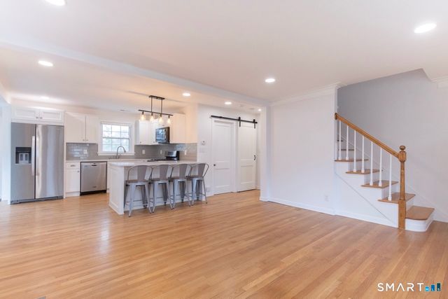 18 Maple Street, Trumbull, CT 06611