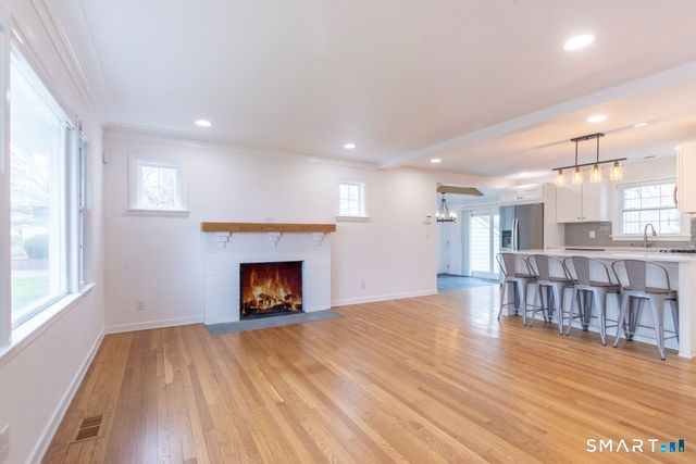 18 Maple Street, Trumbull, CT 06611