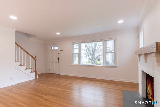 18 Maple Street, Trumbull, CT 06611