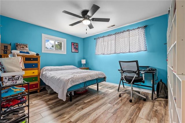218 Logan DR, Portsmouth, VA 23701