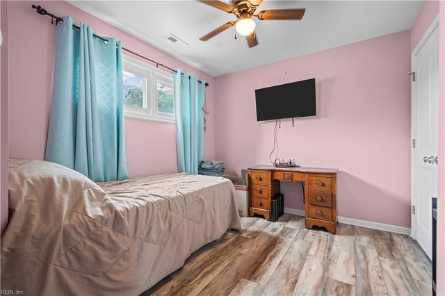 218 Logan DR, Portsmouth, VA 23701