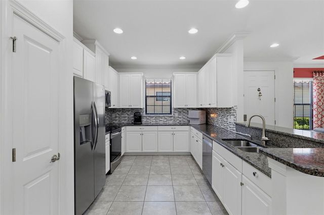 8412 ALBERATA VISTA DRIVE, Tampa, FL 33647