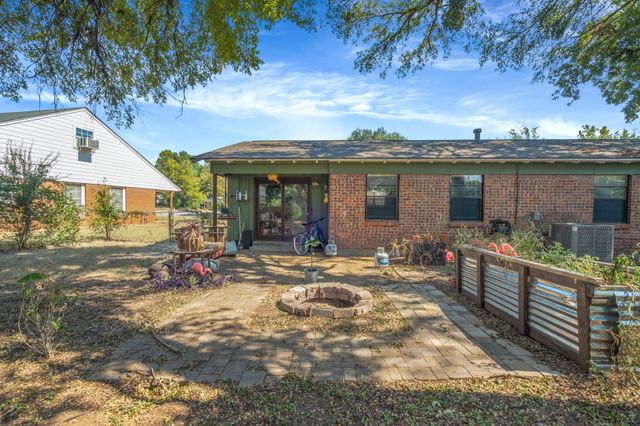 810 Arthur Drive, Arlington, TX 76013