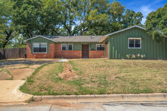 810 Arthur Drive, Arlington, TX 76013