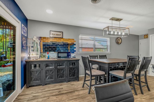 810 Arthur Drive, Arlington, TX 76013