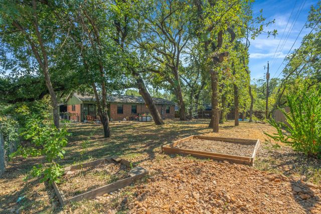 810 Arthur Drive, Arlington, TX 76013