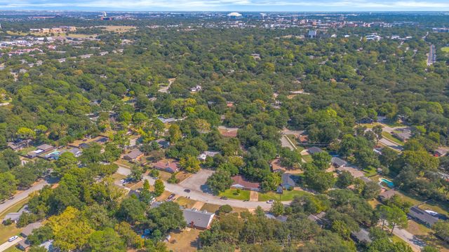 810 Arthur Drive, Arlington, TX 76013