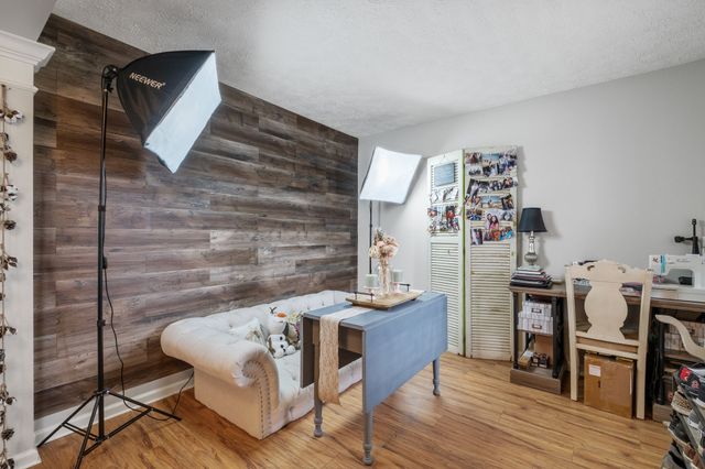 2080 Stanford Village Dr, Antioch, TN 37013