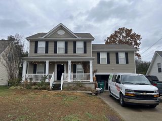 2080 Stanford Village Dr, Antioch, TN 37013