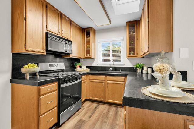 19631 Medford Cir 4, Hayward, CA 94541