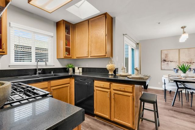 19631 Medford Cir 4, Hayward, CA 94541