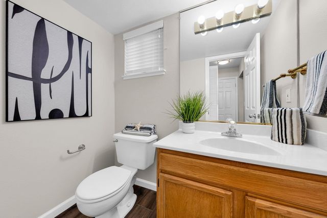 19631 Medford Cir 4, Hayward, CA 94541