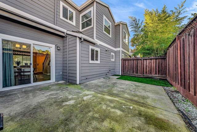 19631 Medford Cir 4, Hayward, CA 94541