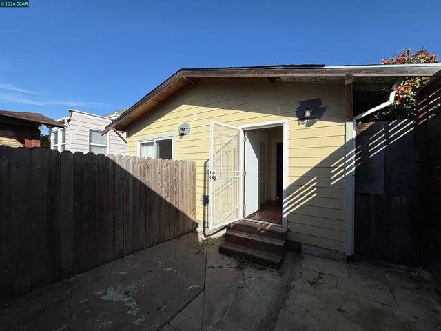 965 Arlington Ave, Oakland, CA 94608