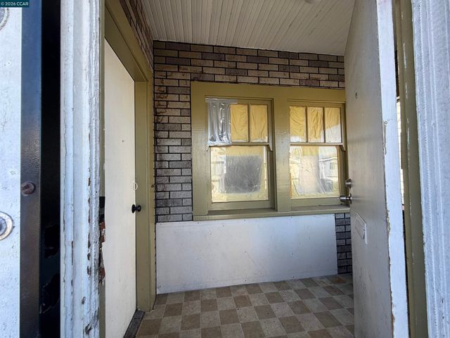 965 Arlington Ave, Oakland, CA 94608