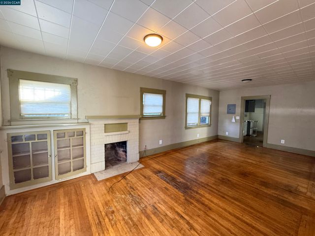 965 Arlington Ave, Oakland, CA 94608