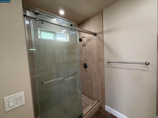 965 Arlington Ave, Oakland, CA 94608