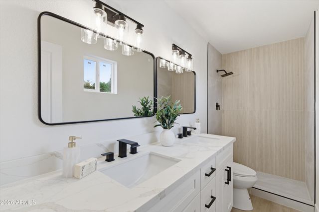 2211 W WINDROSE Drive, Phoenix, AZ 85029