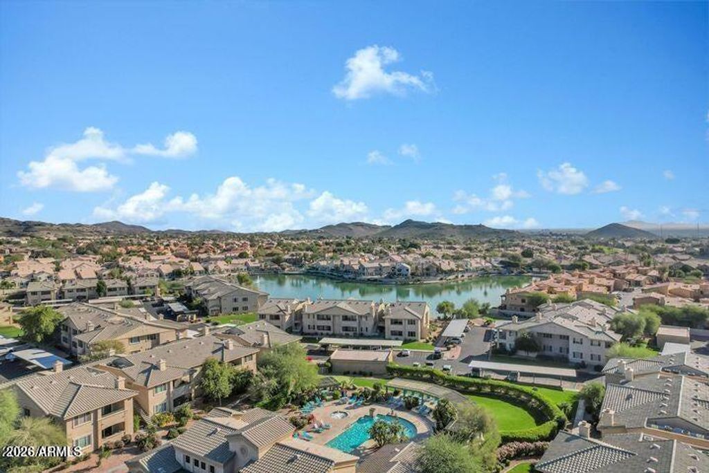 16013 S DESERT FOOTHILLS Parkway 2055, Phoenix, AZ 85048 — exterior