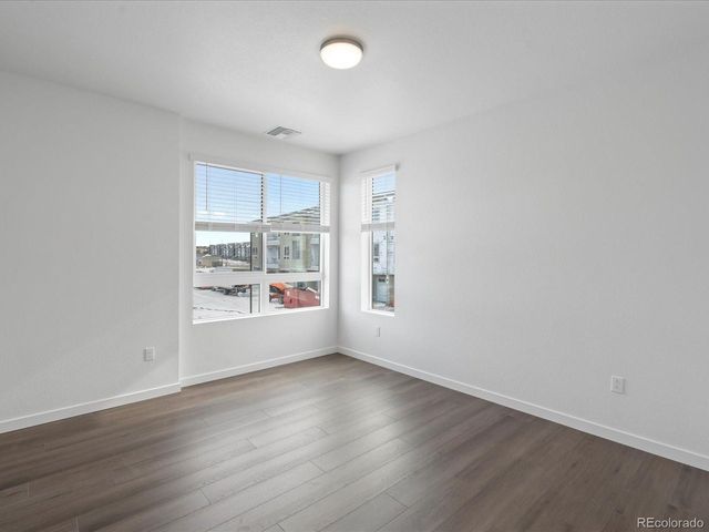 6153 N Ceylon St 3-308, Denver, CO 80249