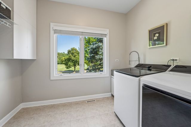 1268 N Palos Avenue, Palatine, IL 60067
