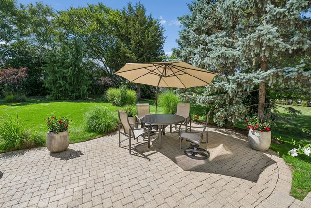 1268 N Palos Avenue, Palatine, IL 60067