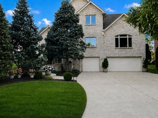 1268 N Palos Avenue, Palatine, IL 60067