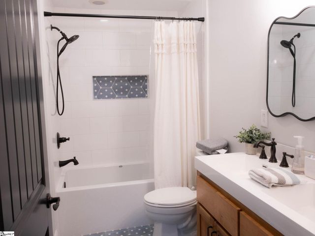 32 Blair Street, Greenville, SC 29607