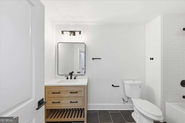 1178 Redwine Road, Fayetteville, GA 30215