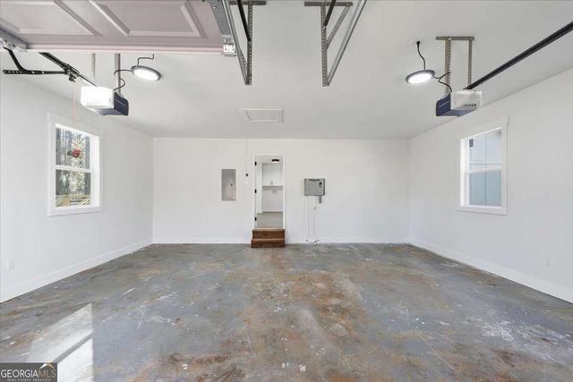 1178 Redwine Road, Fayetteville, GA 30215