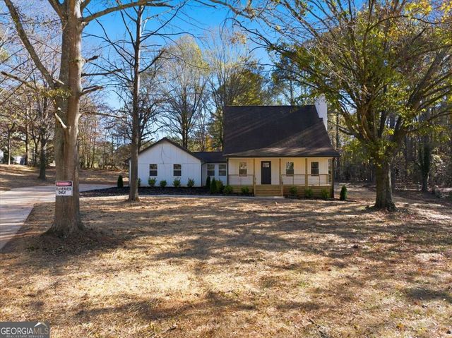 1178 Redwine Road, Fayetteville, GA 30215