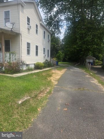 433 N DELSEA DR, Clayton, NJ 08312