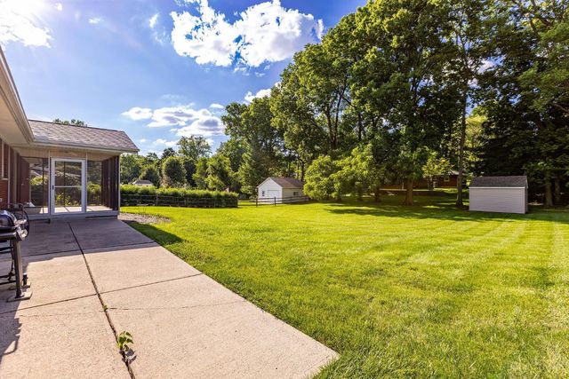 2086 Rolling Hills Boulevard, Fairfield, OH 45014