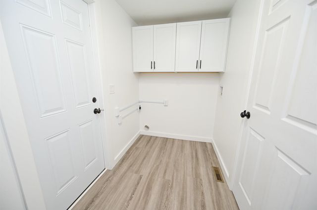 120 Prospect Street, Manchester, IA 52057