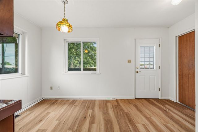 420 W Eliff Street, Siloam Springs, AR 72761