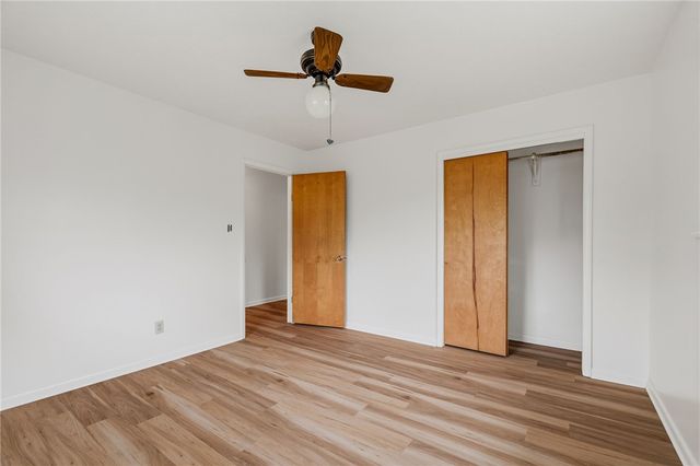 420 W Eliff Street, Siloam Springs, AR 72761