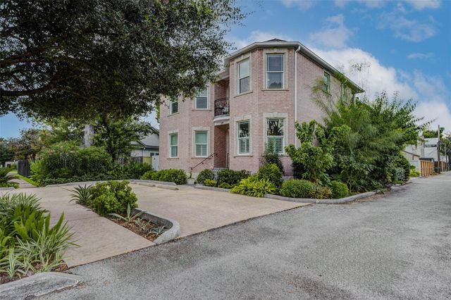 319 W 10 Street, Houston, TX 77008