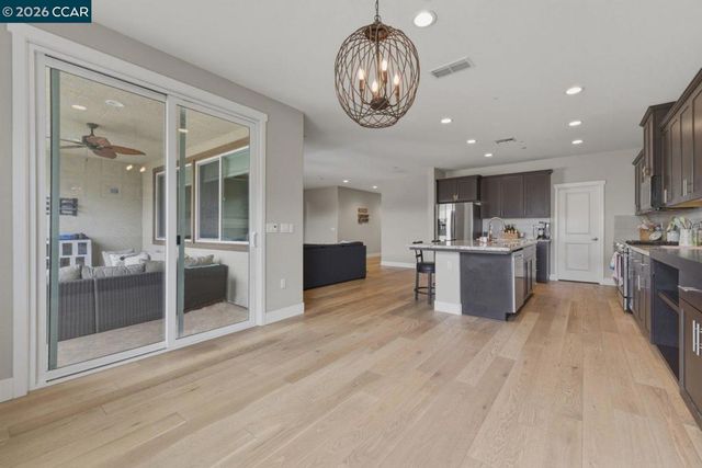 9261 Shearwater Cir, Discovery Bay, CA 94505