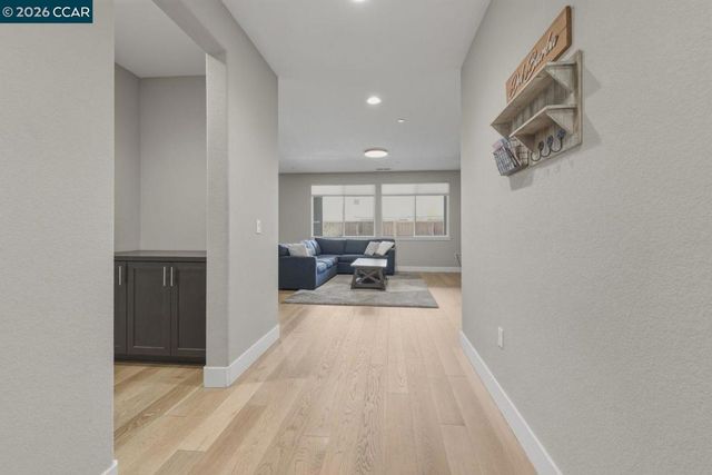 9261 Shearwater Cir, Discovery Bay, CA 94505