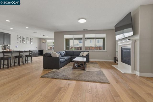 9261 Shearwater Cir, Discovery Bay, CA 94505