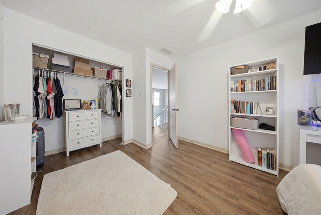 2018 Alpine Way, Plainfield, IL 60586