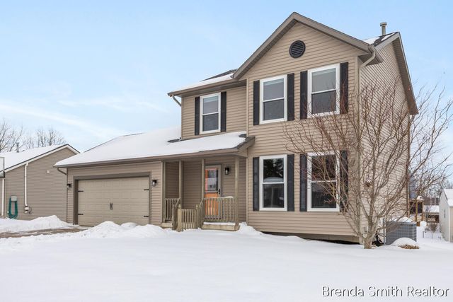 312 Lloyd Court, Middleville Vlg, MI 49333