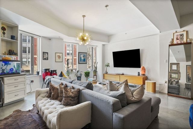 1313 Washington St 215, Boston, MA 02118