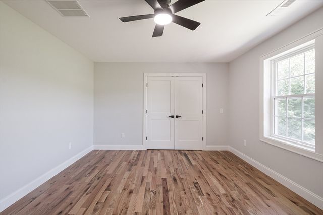 375 Fuller St, Ludlow, MA 01056