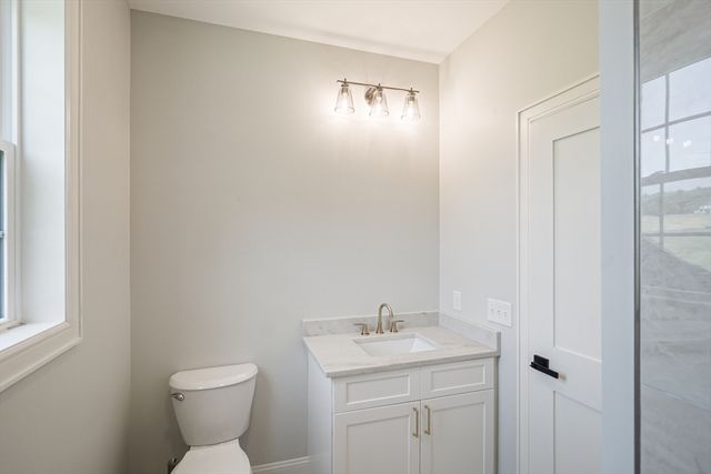 375 Fuller St, Ludlow, MA 01056