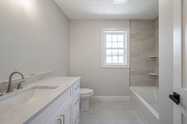 375 Fuller St, Ludlow, MA 01056
