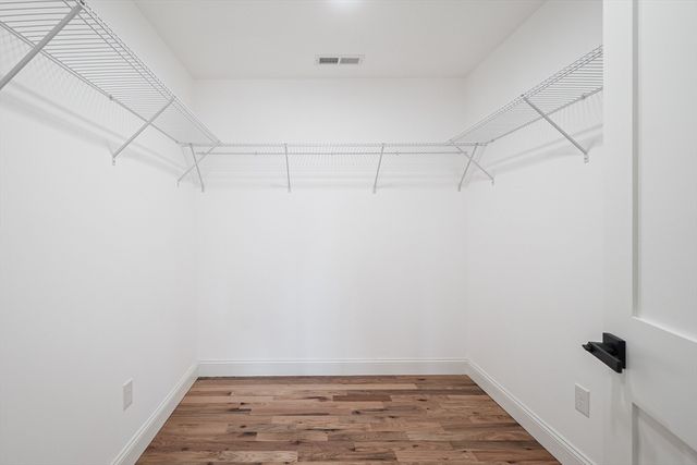 375 Fuller St, Ludlow, MA 01056